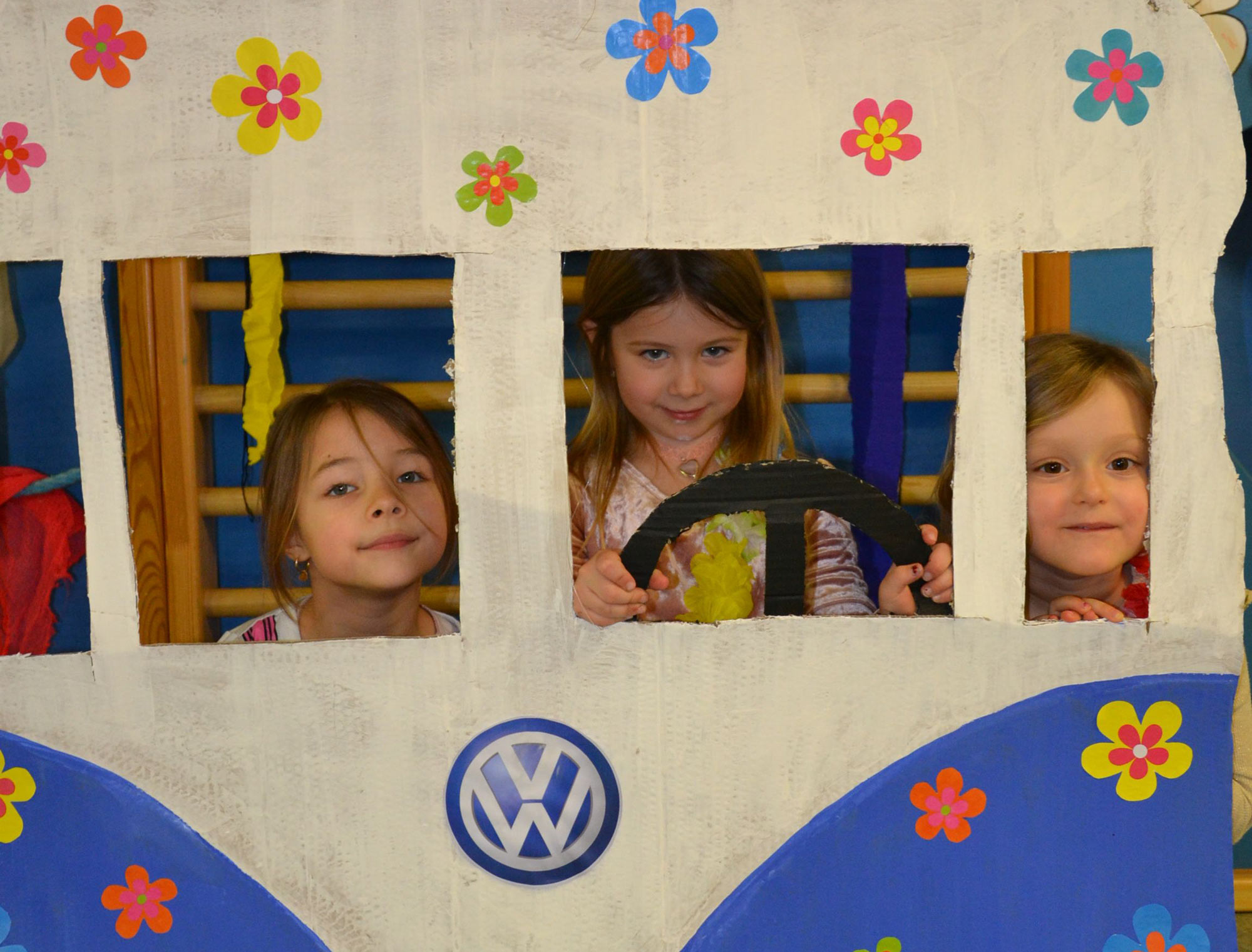 Spielen im VW-Bus